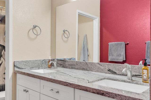 3570 Caballero Ln, Antelope, CA 95843