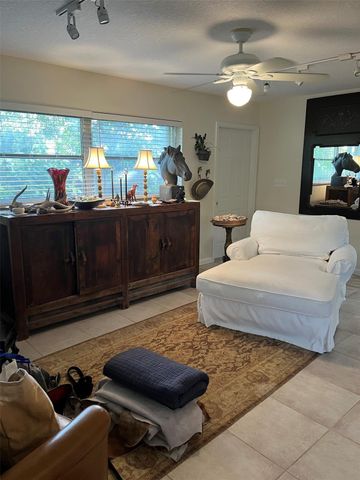 246 Dixie Blvd, Delray Beach, FL 33444