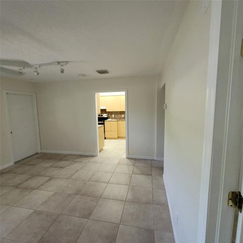 246 Dixie Blvd, Delray Beach, FL 33444