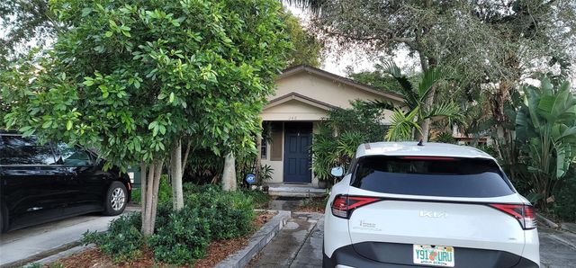 246 Dixie Blvd, Delray Beach, FL 33444