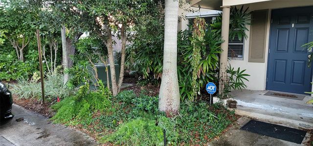 246 Dixie Blvd, Delray Beach, FL 33444