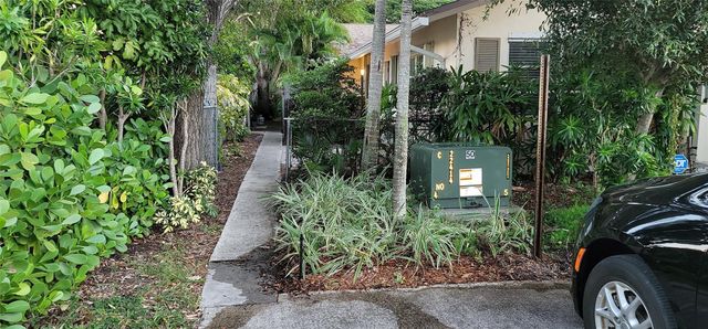 246 Dixie Blvd, Delray Beach, FL 33444