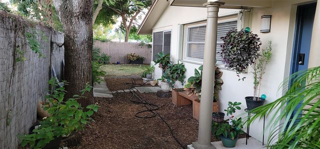 246 Dixie Blvd, Delray Beach, FL 33444