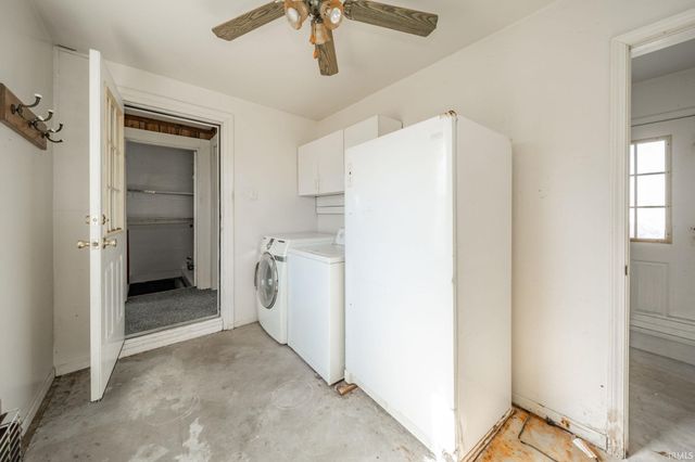 9100 S County Road 300, Muncie, IN 47302