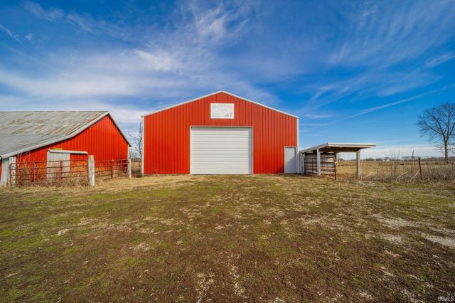 9100 S County Road 300, Muncie, IN 47302