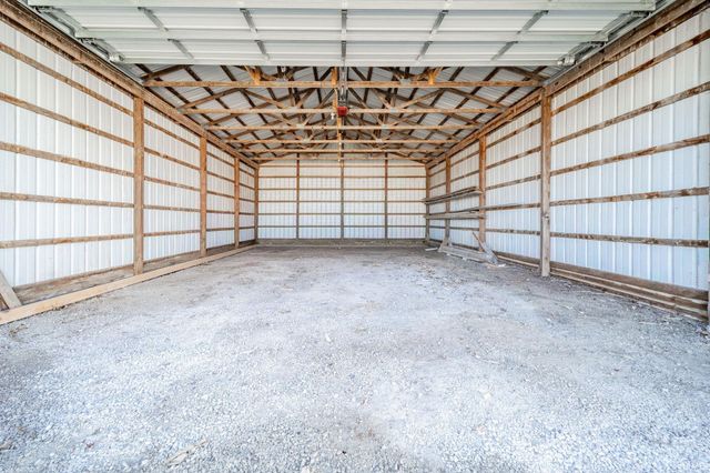 9100 S County Road 300, Muncie, IN 47302