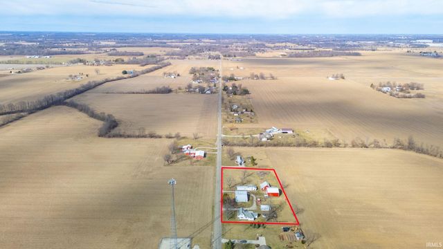 9100 S County Road 300, Muncie, IN 47302