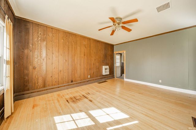 9100 S County Road 300, Muncie, IN 47302