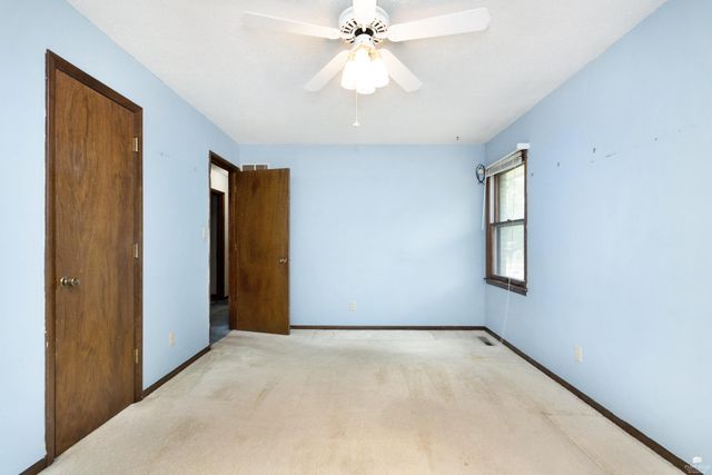 2215 Terry Way, Manhattan, KS 66502