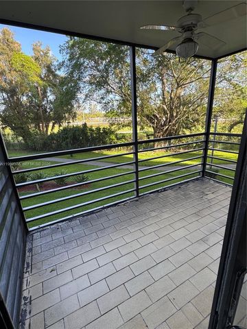 1100 Saint Charles Pl 203, Pembroke Pines, FL 33026