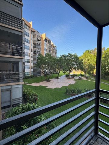 1100 Saint Charles Pl 203, Pembroke Pines, FL 33026