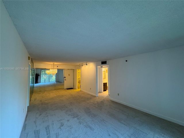 1100 Saint Charles Pl 203, Pembroke Pines, FL 33026