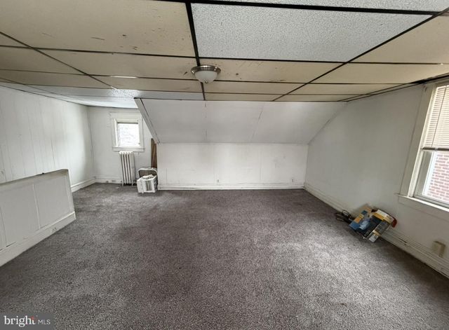 205 MARSHALL AVE, Darby, PA 19023