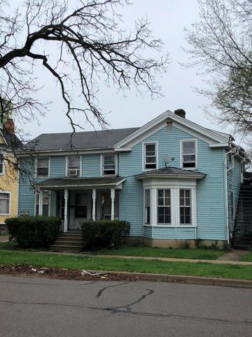 417 Oak Street, Kalamazoo City, MI 49007