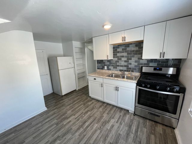 417 Oak Street, Kalamazoo City, MI 49007