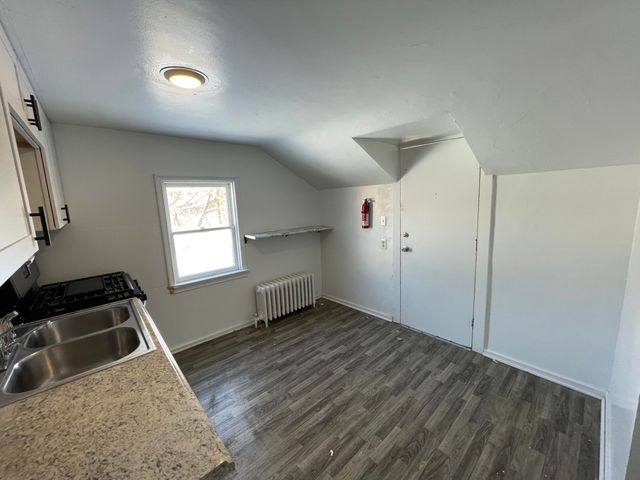 417 Oak Street, Kalamazoo City, MI 49007