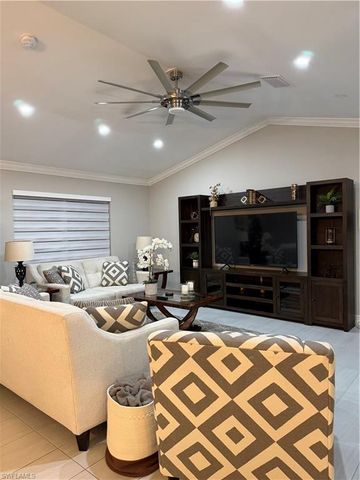 1421 NE 9th TER, Cape Coral, FL 33909