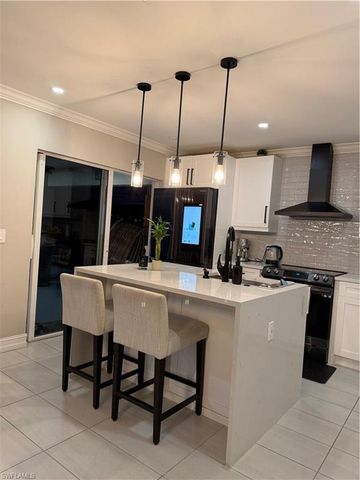 1421 NE 9th TER, Cape Coral, FL 33909