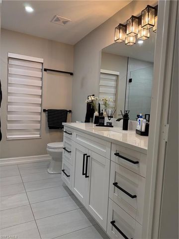 1421 NE 9th TER, Cape Coral, FL 33909