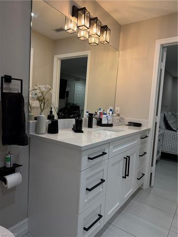 1421 NE 9th TER, Cape Coral, FL 33909