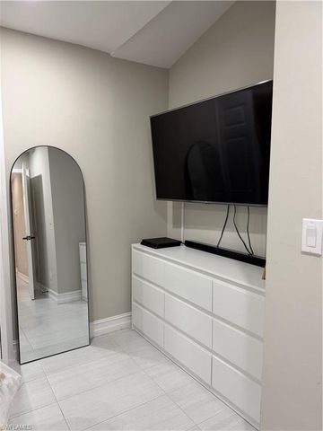 1421 NE 9th TER, Cape Coral, FL 33909