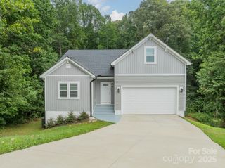 112 Pine Bluff Court, Mount Holly, NC 28120