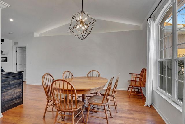 810 MCARTHUR AVENUE, Sarasota, FL 34243