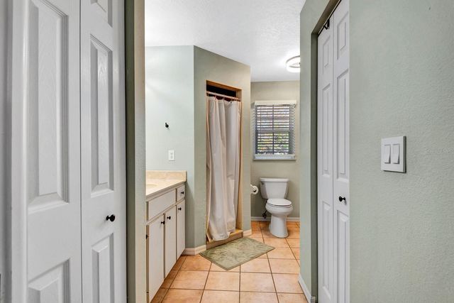 810 MCARTHUR AVENUE, Sarasota, FL 34243