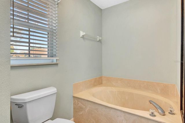 810 MCARTHUR AVENUE, Sarasota, FL 34243