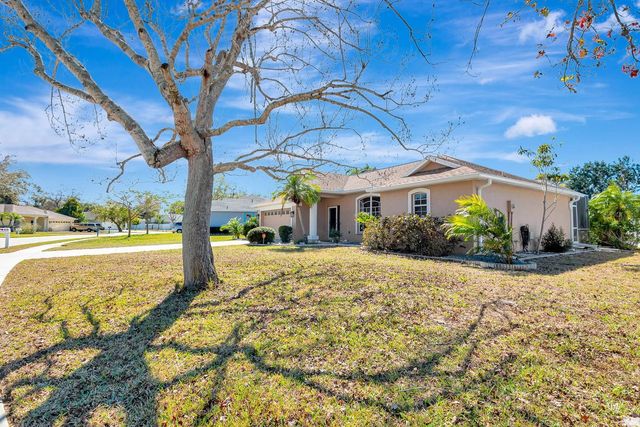 810 MCARTHUR AVENUE, Sarasota, FL 34243