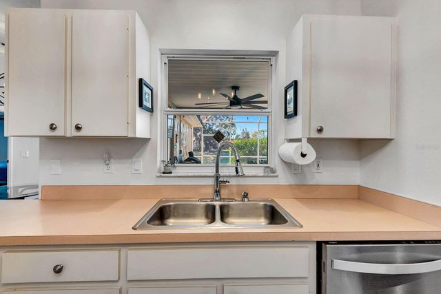 810 MCARTHUR AVENUE, Sarasota, FL 34243