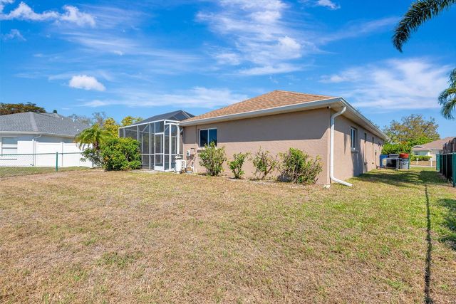 810 MCARTHUR AVENUE, Sarasota, FL 34243