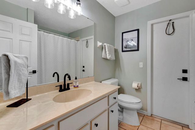 810 MCARTHUR AVENUE, Sarasota, FL 34243