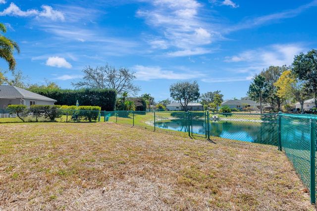 810 MCARTHUR AVENUE, Sarasota, FL 34243