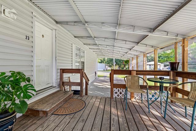 23 Family Circle, Hartland, VT 05048