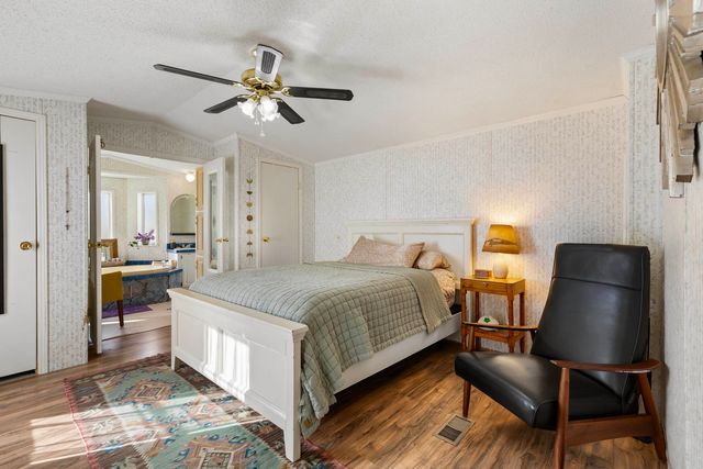 23 Family Circle, Hartland, VT 05048