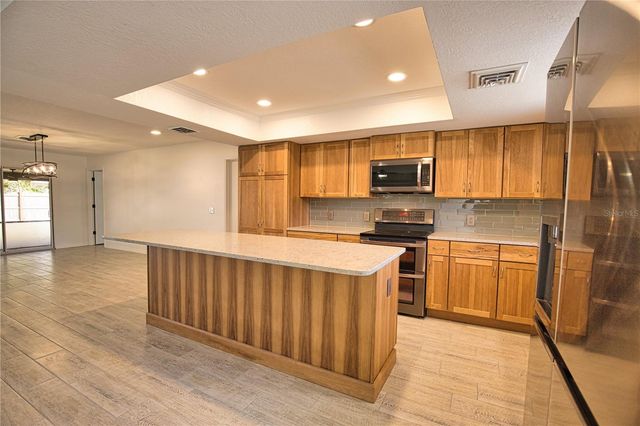 651 PERCHERON CIRCLE, Nokomis, FL 34275