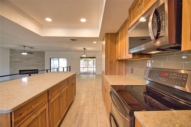 651 PERCHERON CIRCLE, Nokomis, FL 34275