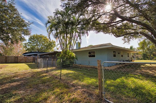 651 PERCHERON CIRCLE, Nokomis, FL 34275