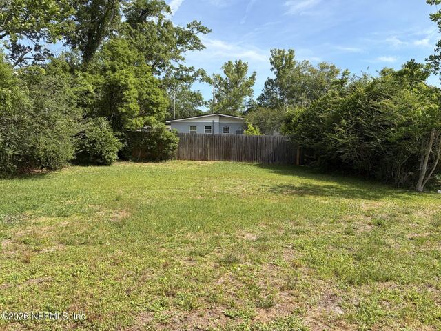 223 N COLLEN Road, Jacksonville, FL 32218