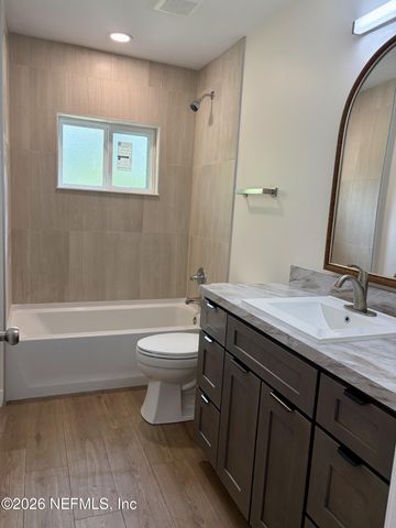 223 N COLLEN Road, Jacksonville, FL 32218