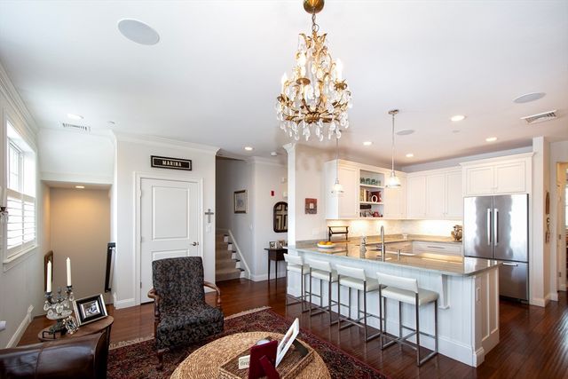 151 Stayner Dr 151, Hingham, MA 02043