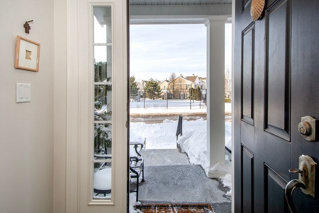 151 Stayner Dr 151, Hingham, MA 02043