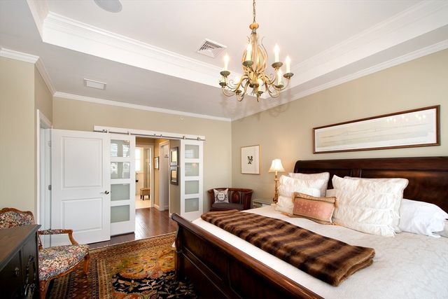 151 Stayner Dr 151, Hingham, MA 02043