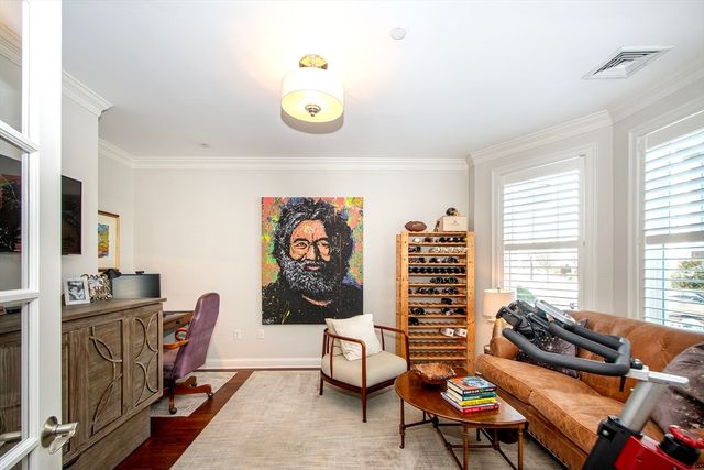 151 Stayner Dr 151, Hingham, MA 02043