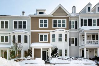 151 Stayner Dr 151, Hingham, MA 02043