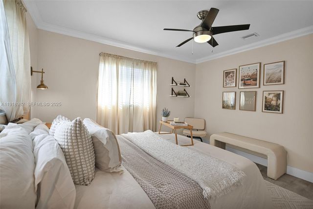 4851 NE 13th Ave, Oakland Park, FL 33334