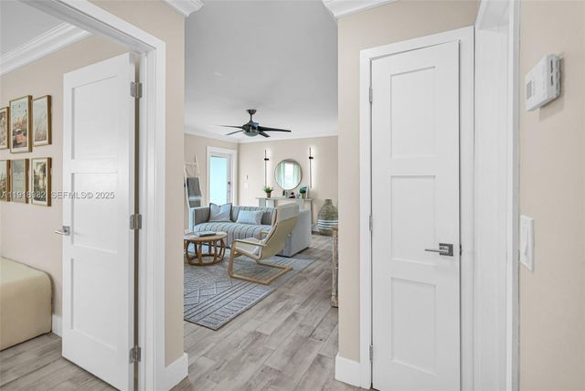 4851 NE 13th Ave, Oakland Park, FL 33334