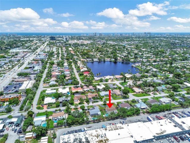 4851 NE 13th Ave, Oakland Park, FL 33334