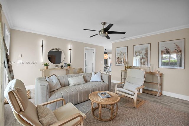 4851 NE 13th Ave, Oakland Park, FL 33334